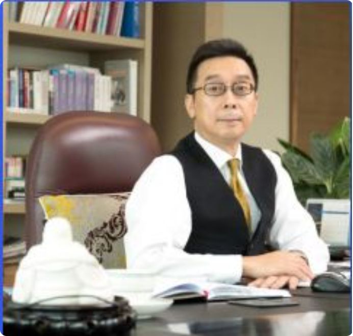 盧業樑先生 Mr. Lo Ip Leung